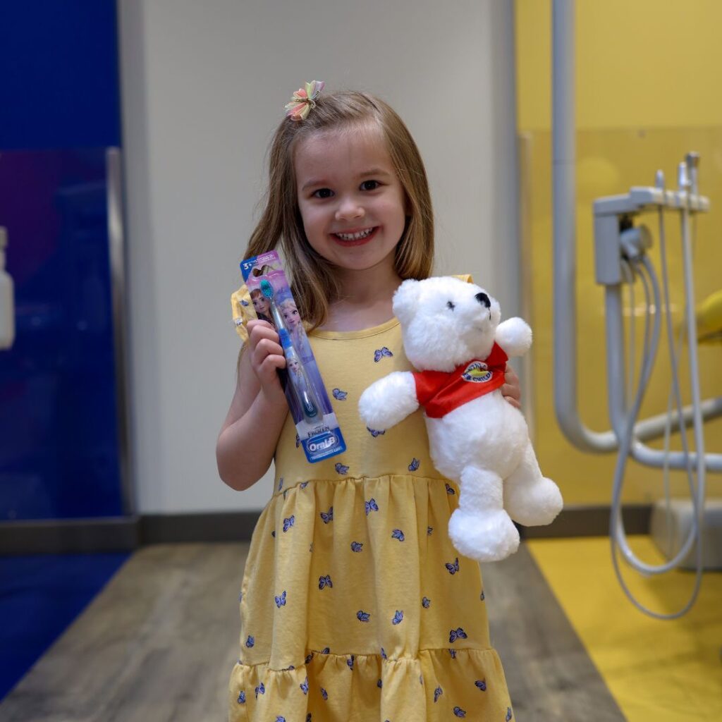 child-smiling-dental-appointment-calgary