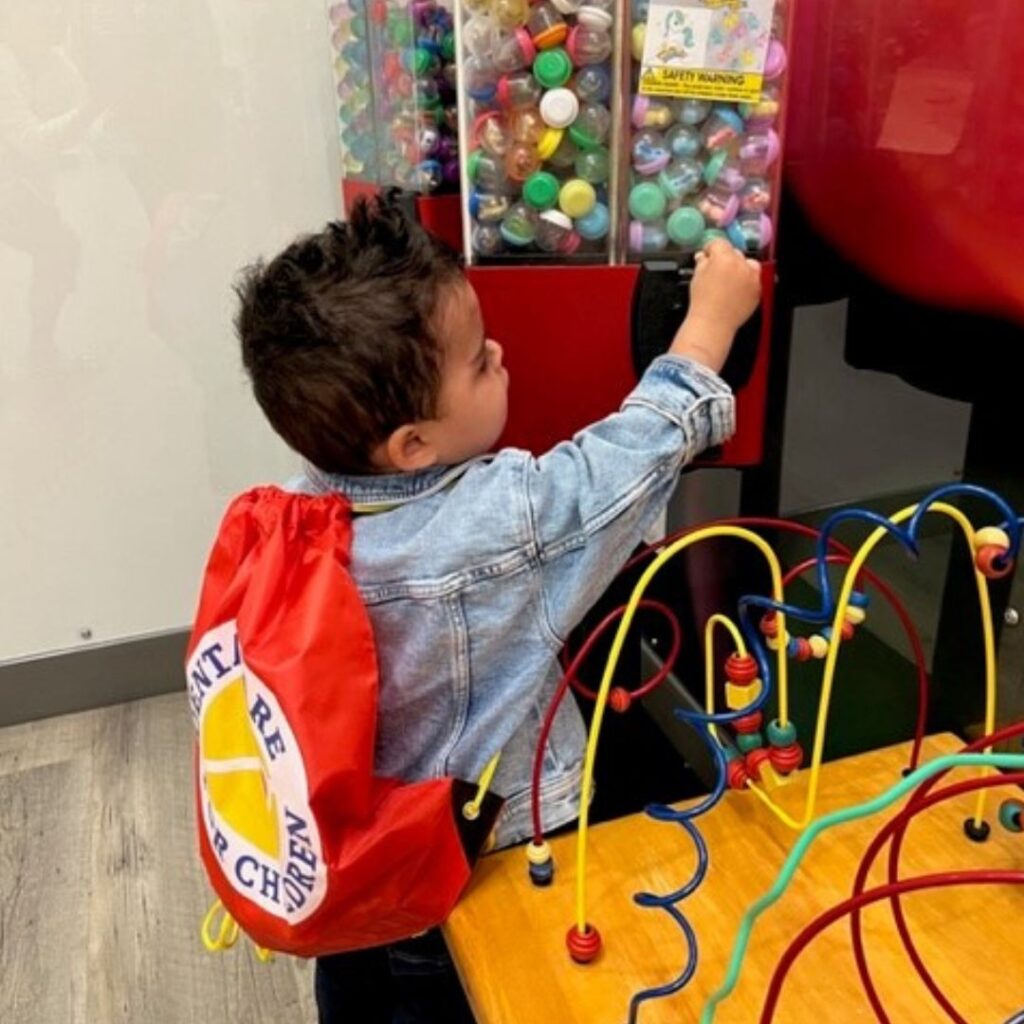 dental-care-for-children-happy-visit